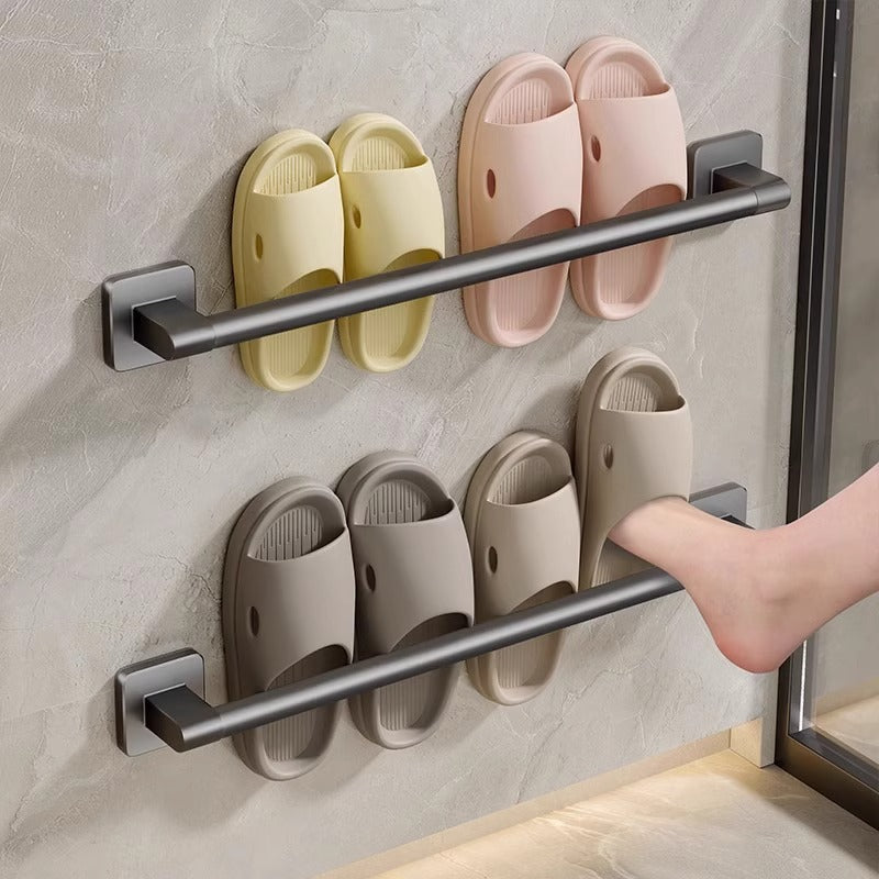 Hole-free wall-mounted slipper rack - space-saving & drip-dry