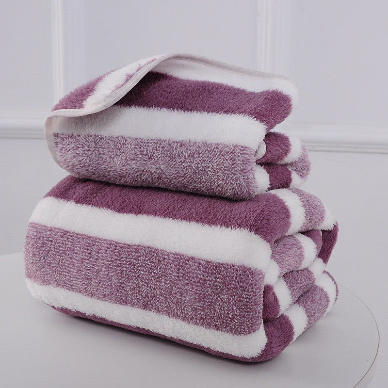 Weiches und saugfähiges Wasch- und Badetuch-Set