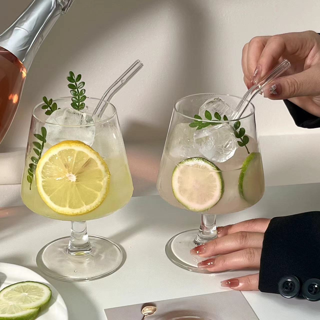 Schicker Glasbecher für Brandy & Soda - stilvoll & vielseitig