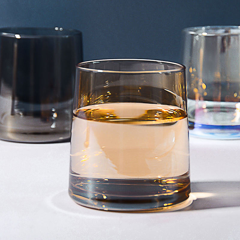 hitzebeständiger transparenter Glasbecher für Wein und Mundwasser