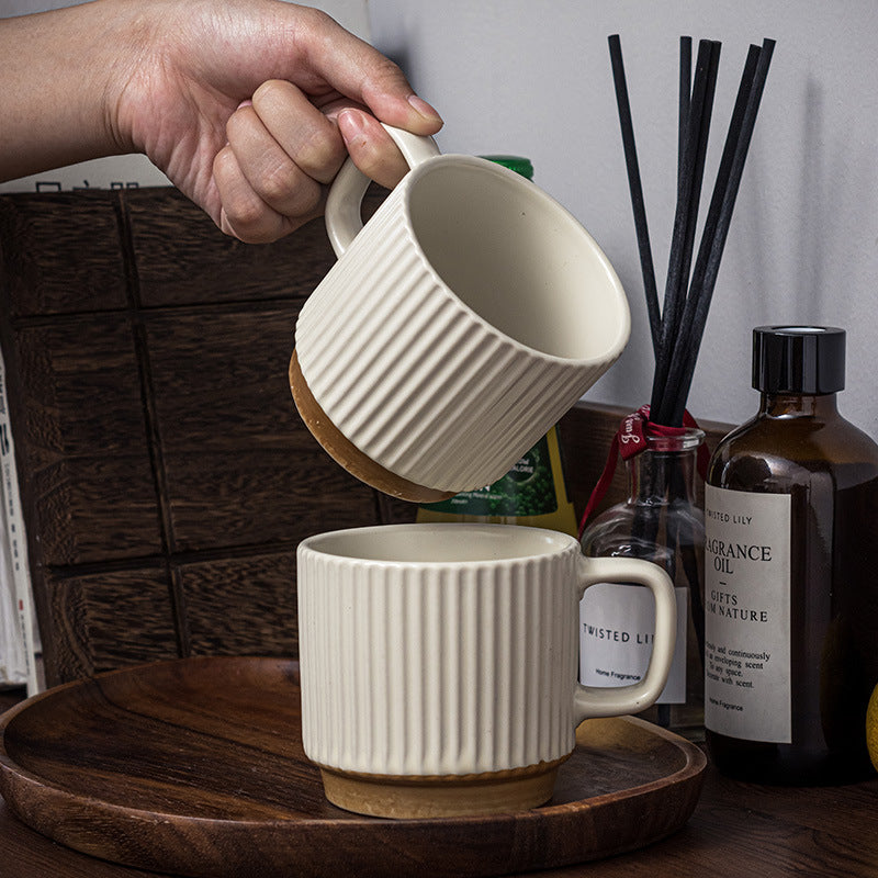 Universal-Keramikbecher - perfekt für Heim und Büro