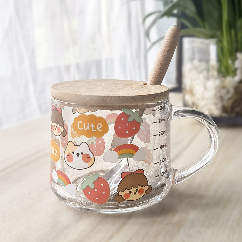 Niedliche Cartoon-Glastasse mit Strohhalm und Löffel - Milch- und Frühstückstasse
