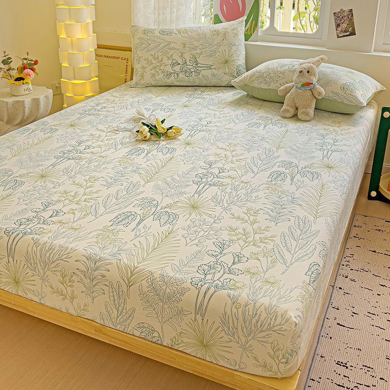 Four-Season Floral Mattress Protector – Washable & Breathable