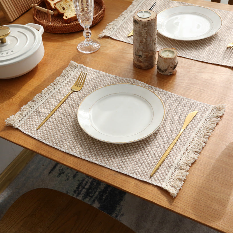 Weißes Nordic Leinen-Tassel-Tischset – Eleganz & Boho-Stil für Ihren Esstisch
